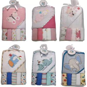 Set de Baño Infantil: Toalla con Capucha Bordada + 5 Toallitas Saliveras