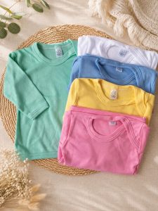 Camiseta Básica de Algodón Manga Larga con Cuello Americano para Bebé – Talla 2 (3/6M)